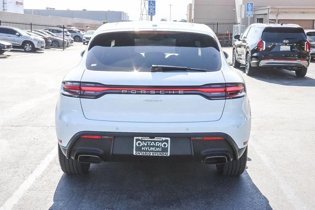 2024 Porsche Macan - Image 7 of 27