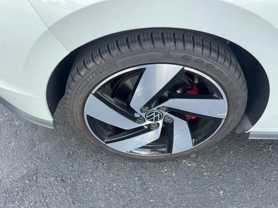 2024 Volkswagen GTI Mk8 - Image 13 of 31