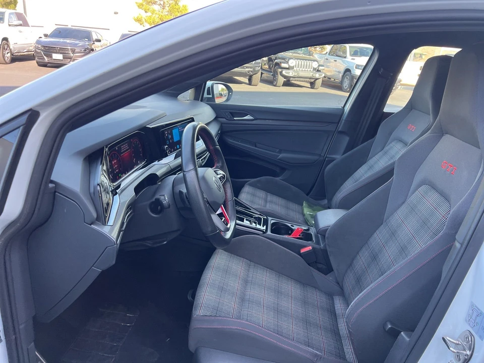 2024 Volkswagen GTI Mk8 - Image 27 of 31