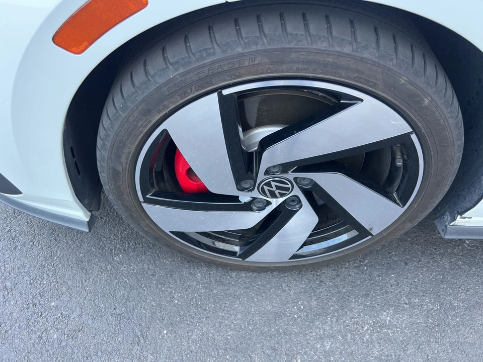 2024 Volkswagen GTI Mk8 - Image 11 of 31