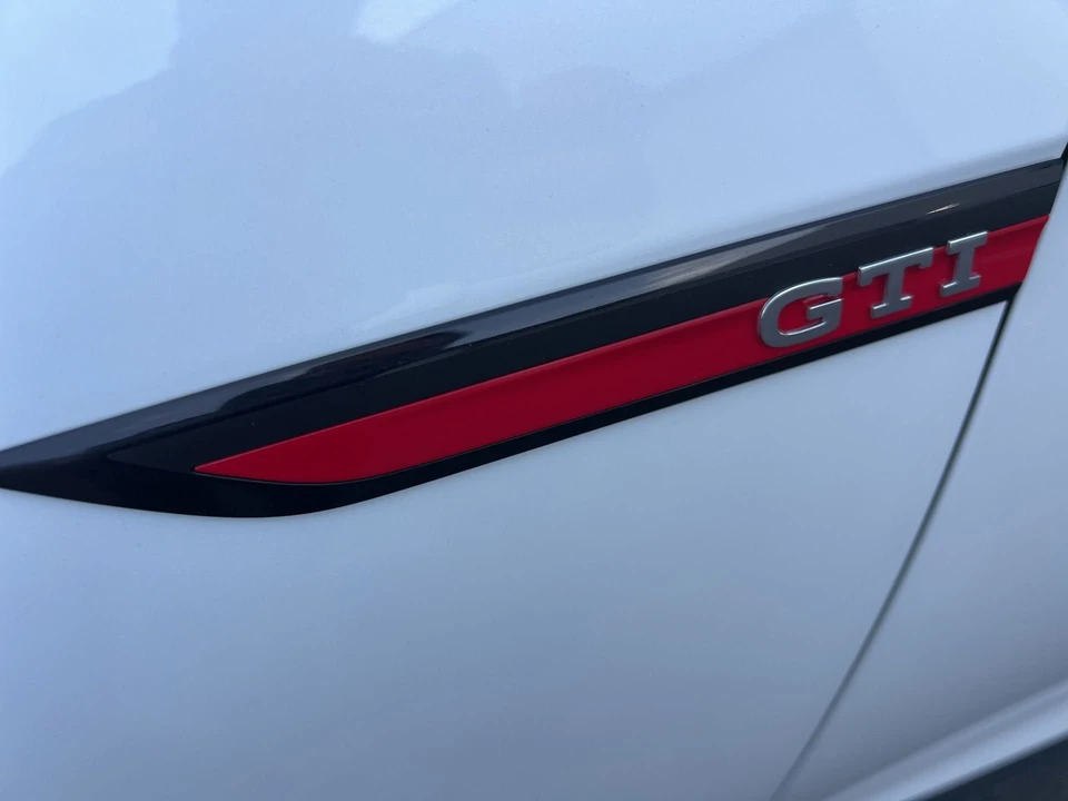 2024 Volkswagen GTI Mk8 - Image 10 of 31