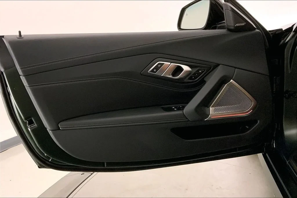 2025 BMW G29 Z4 M40i Roadster - Image 22 of 30