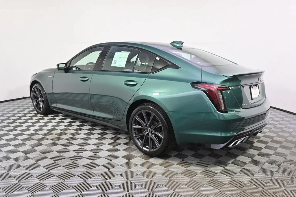 2025 Cadillac CT5-V - Image 3 of 31
