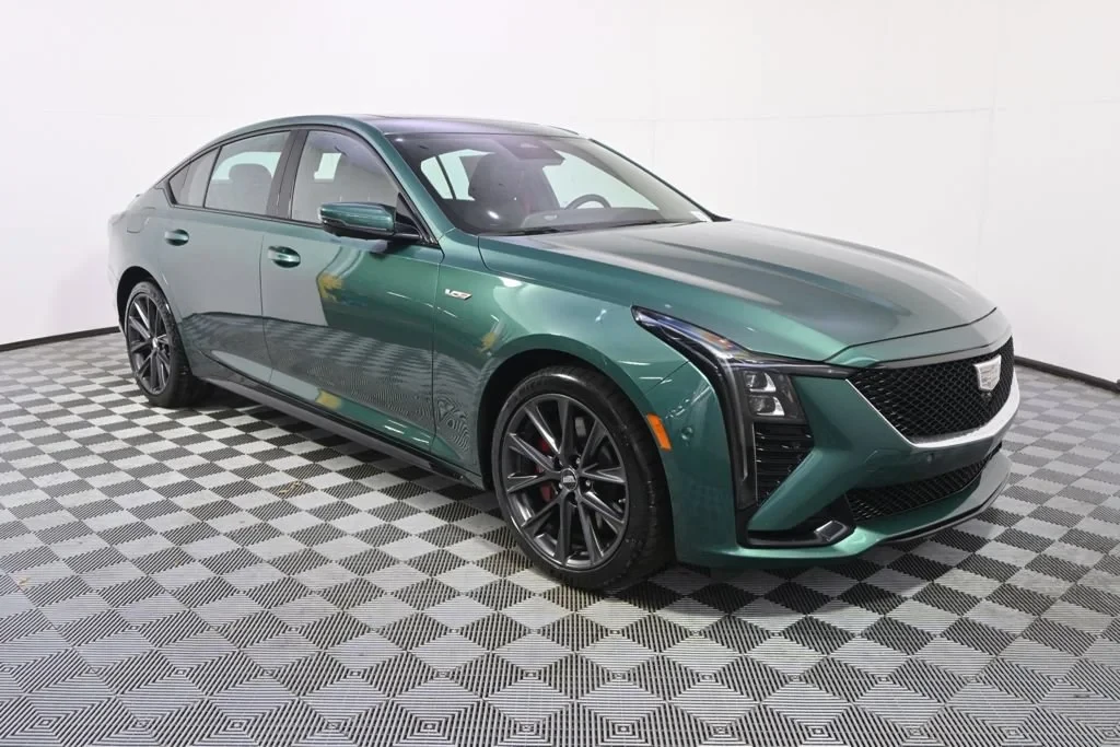 2025 Cadillac CT5-V - Image 8 of 31