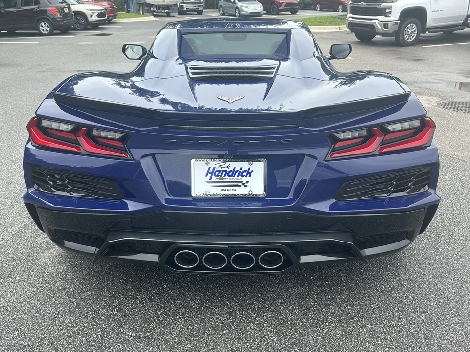 2025 Chevrolet Corvette C8 Z06 - Image 9 of 31