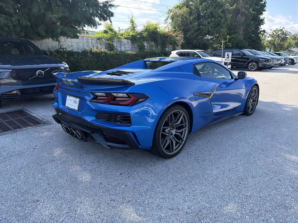 2025 Chevrolet Corvette C8 Z06 - Image 3 of 13