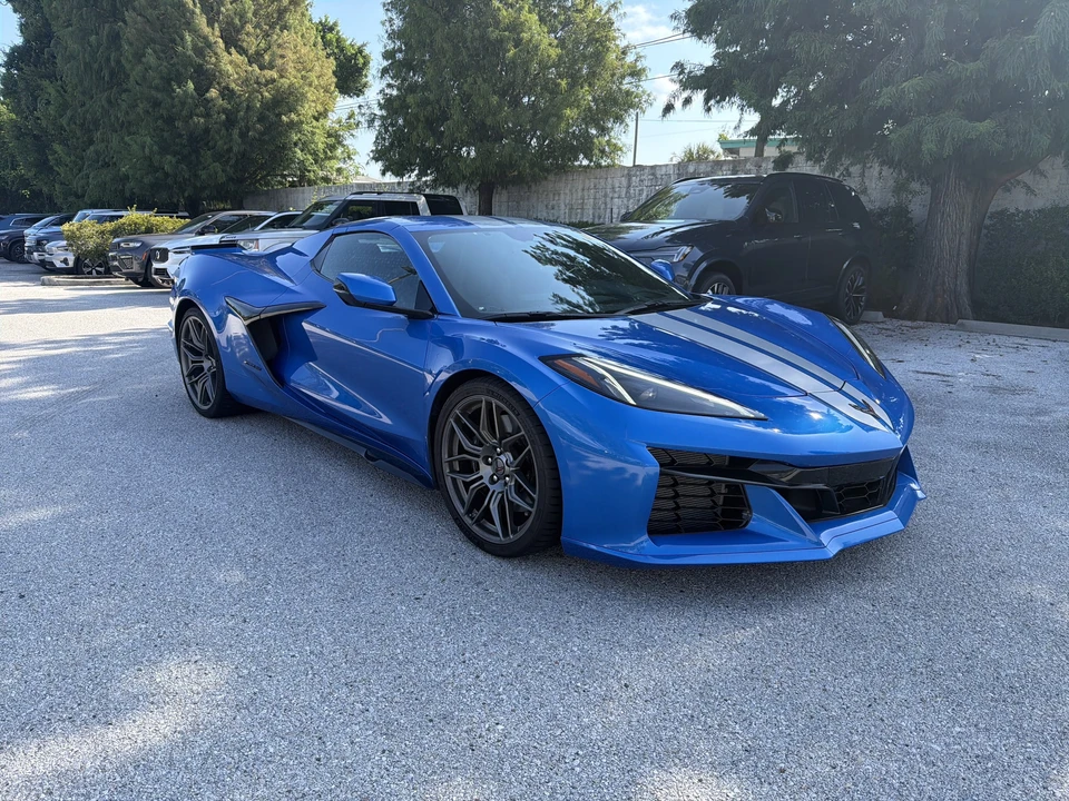 2025 Chevrolet Corvette C8 Z06 - Image 2 of 13