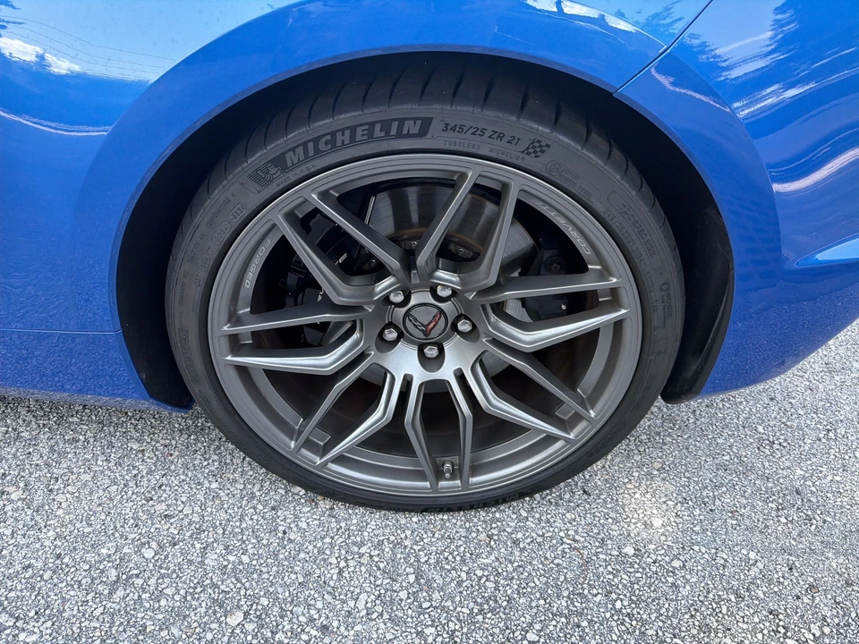 2025 Chevrolet Corvette C8 Z06 - Image 8 of 13