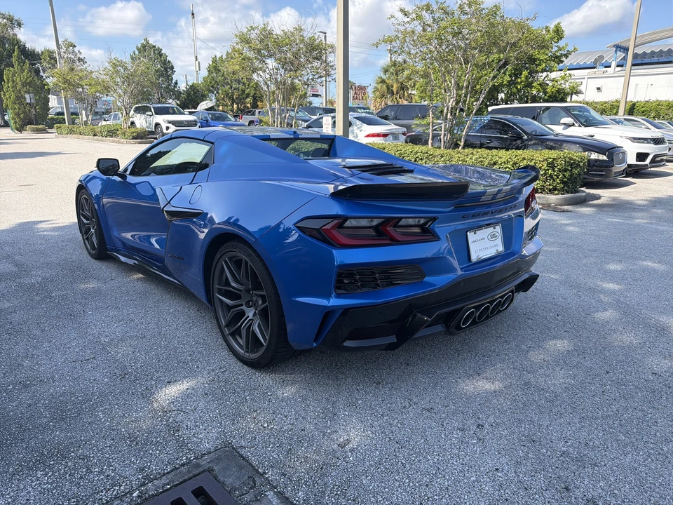 2025 Chevrolet Corvette C8 Z06 - Image 6 of 13