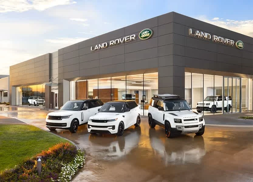 2025 Land Rover Defender V8 - Image 3 of 3