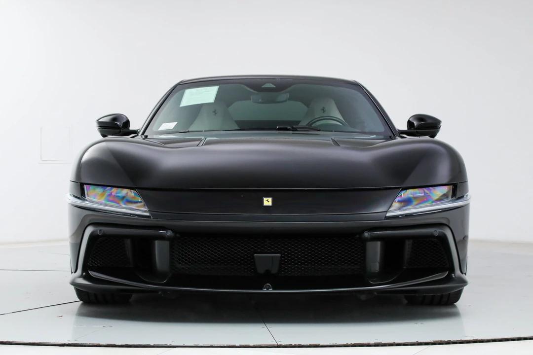 2025 Ferrari 12Cilindri - Image 11 of 31