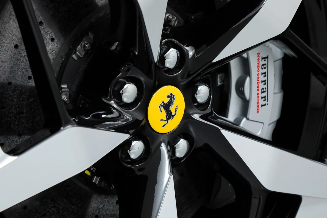 2025 Ferrari 12Cilindri - Image 19 of 31