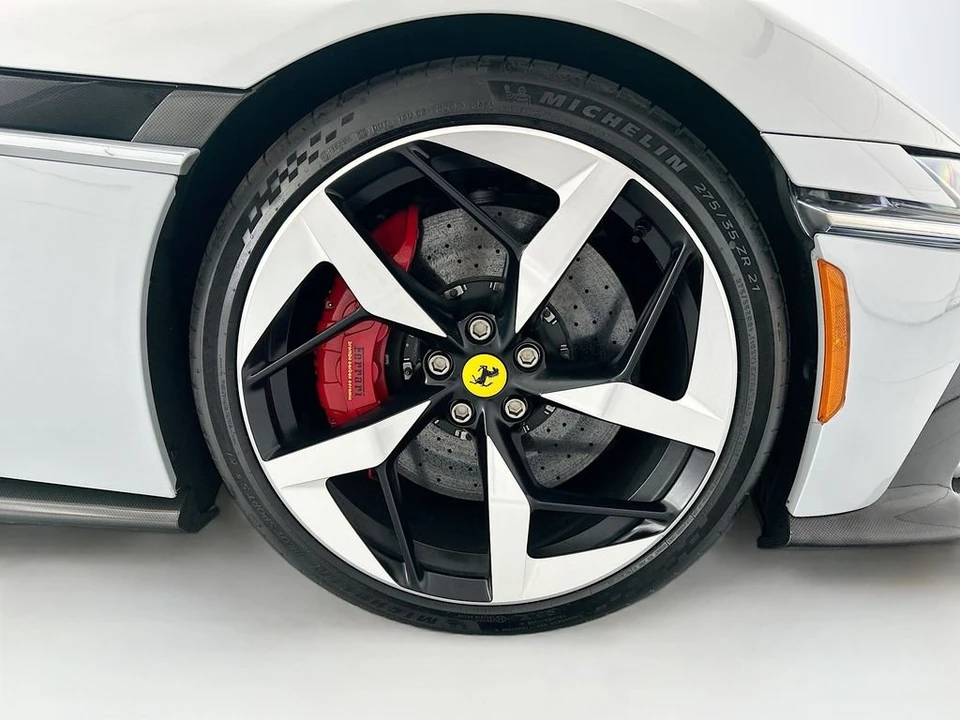 2025 Ferrari 12Cilindri - Image 26 of 30