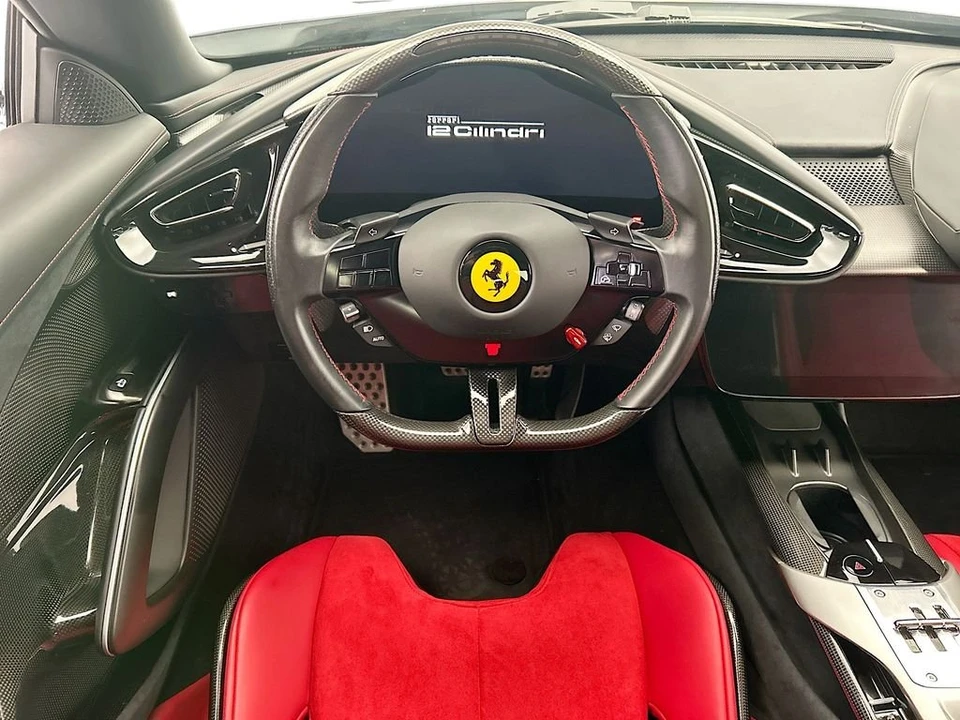 2025 Ferrari 12Cilindri - Image 10 of 30