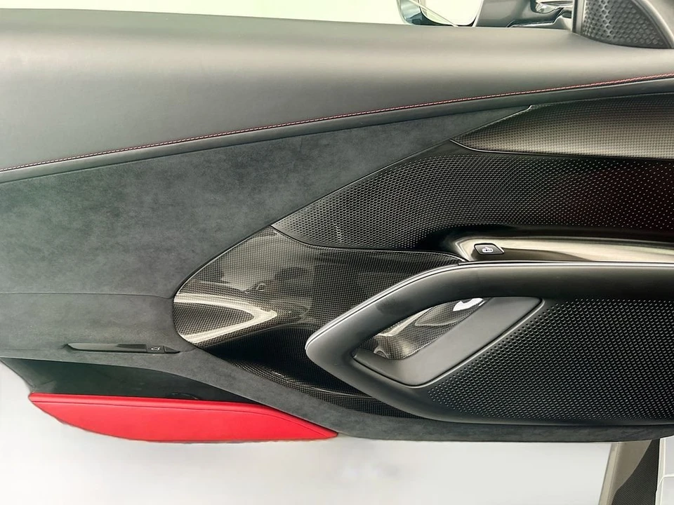 2025 Ferrari 12Cilindri - Image 20 of 30