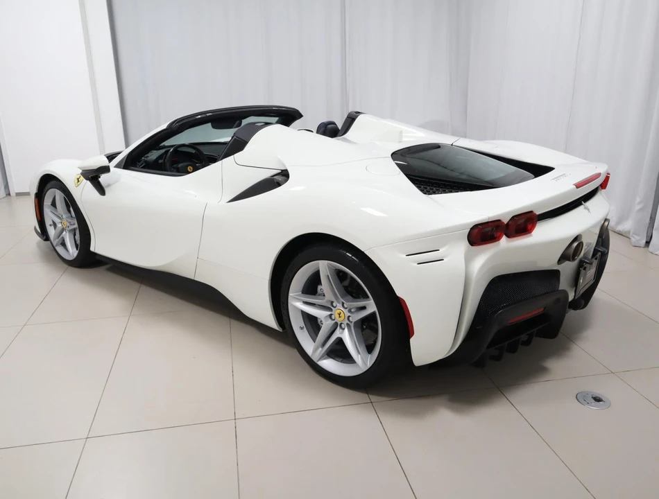 2025 Ferrari SF90 Spider - Image 15 of 31