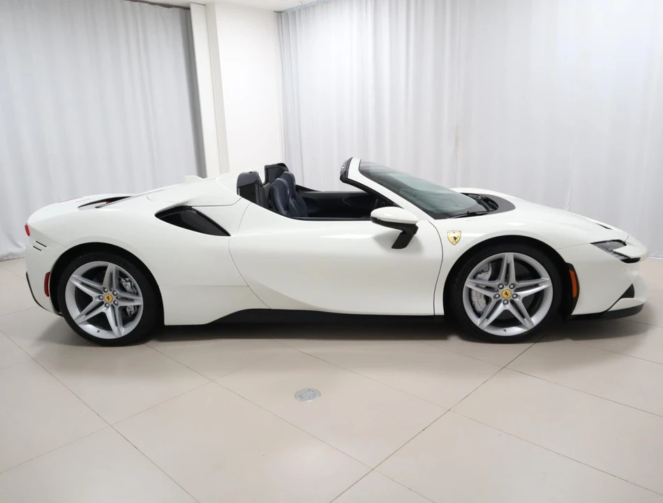 2025 Ferrari SF90 Spider - Image 8 of 31