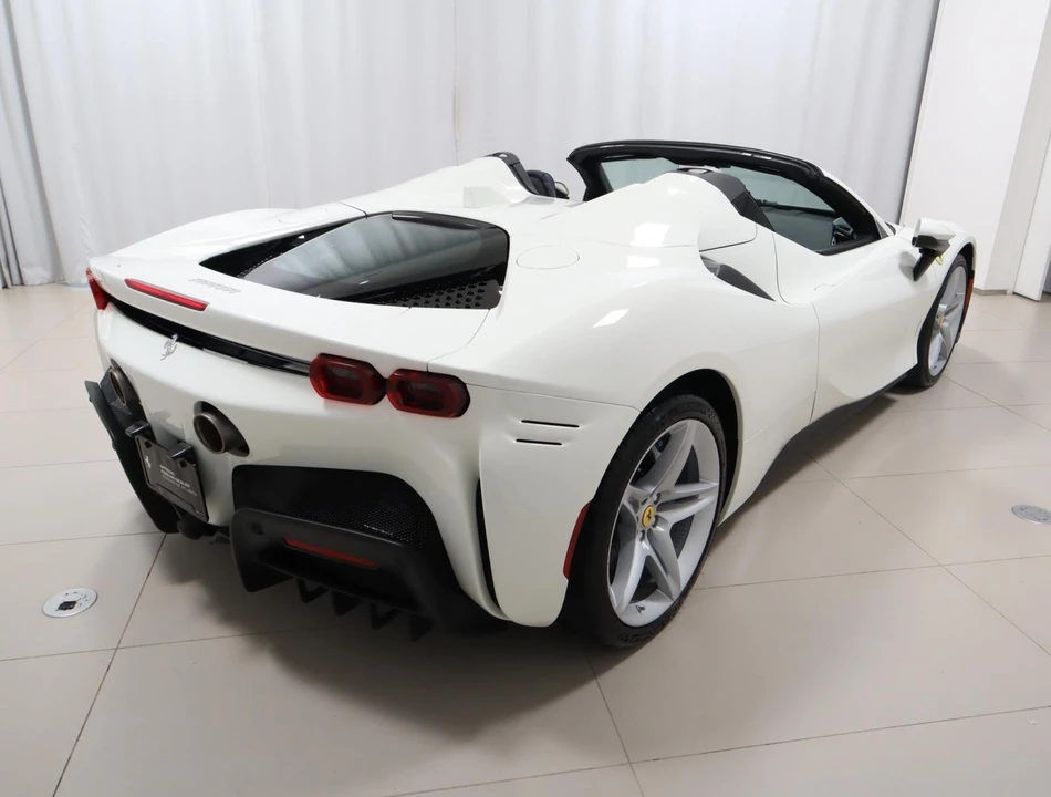 2025 Ferrari SF90 Spider - Image 9 of 31