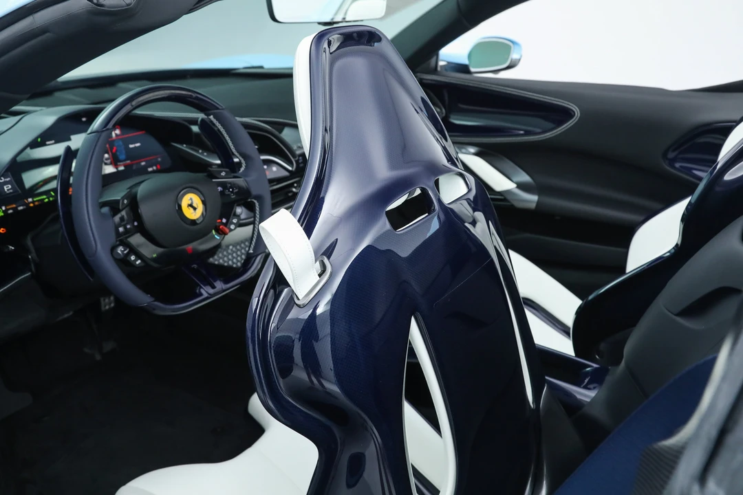 2025 Ferrari SF90 Spider - Image 27 of 31