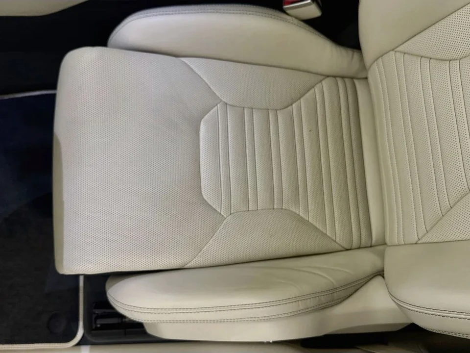 2025 Lamborghini Urus SE - Image 20 of 31