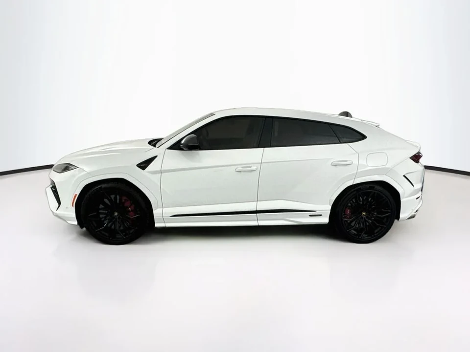 2025 Lamborghini Urus SE - Image 8 of 31
