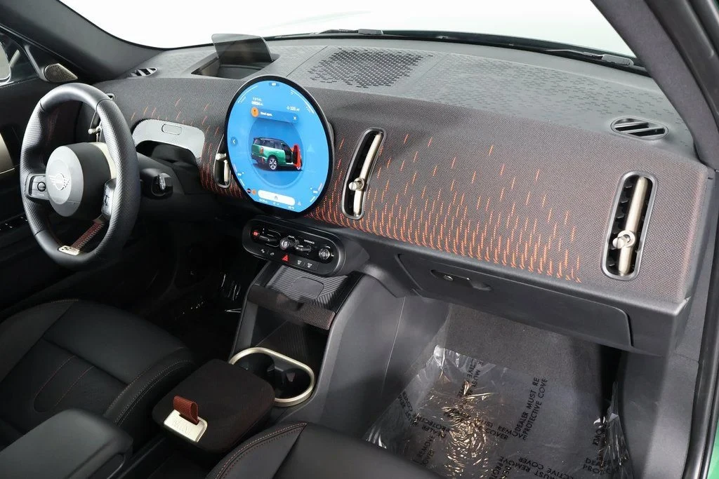 2025 Mini Countryman 3rd Gen - Image 9 of 17
