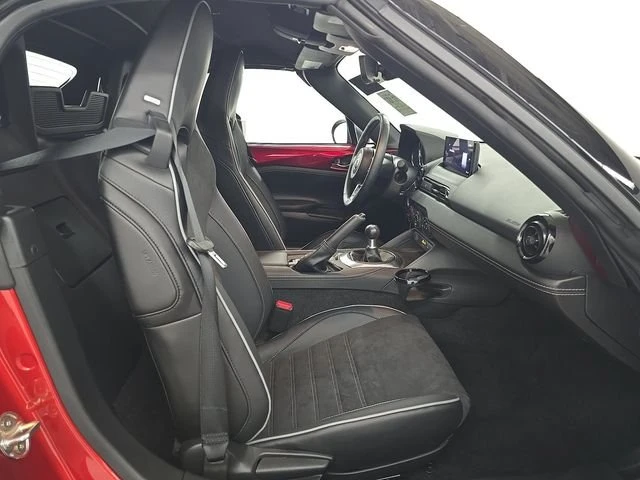 2025 Mazda ND MX-5 Miata - Image 4 of 8