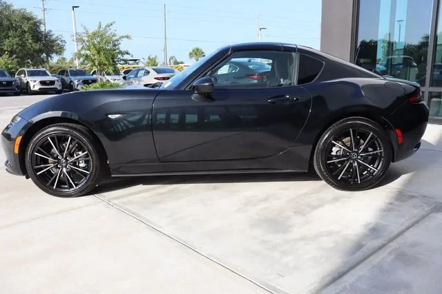 2025 Mazda ND MX-5 Miata - Image 7 of 31