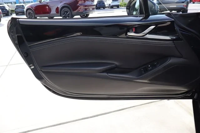 2025 Mazda ND MX-5 Miata - Image 27 of 31