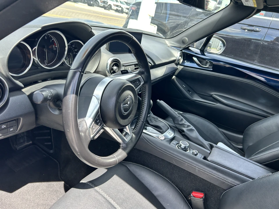2025 Mazda ND MX-5 Miata - Image 10 of 17