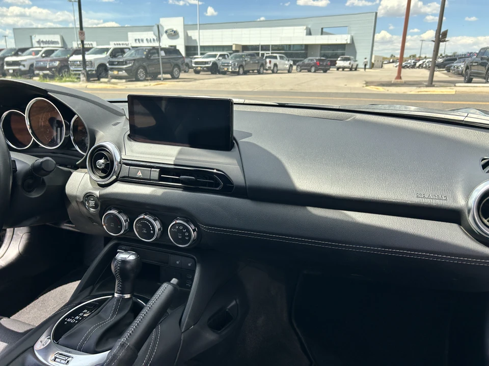 2025 Mazda ND MX-5 Miata - Image 14 of 17
