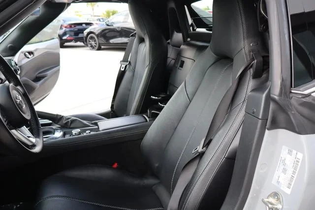 2025 Mazda ND MX-5 Miata - Image 10 of 31