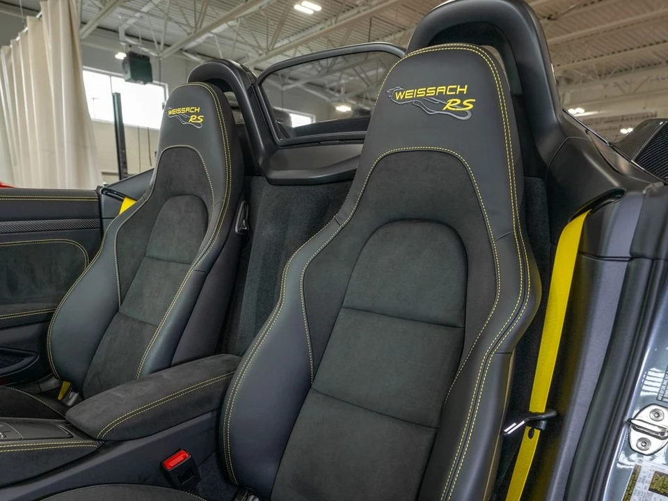 2025 Porsche 718 Boxster Spyder RS - Image 15 of 31