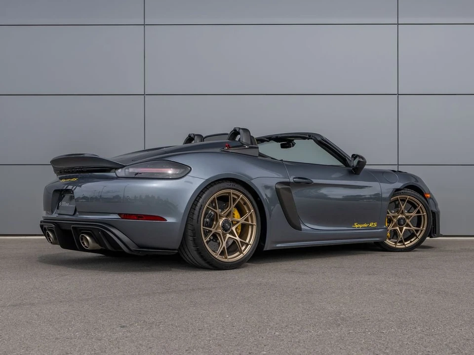 2025 Porsche 718 Boxster Spyder RS - Image 8 of 31