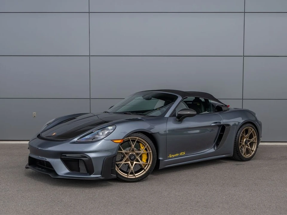2025 Porsche 718 Boxster Spyder RS - Image 2 of 31