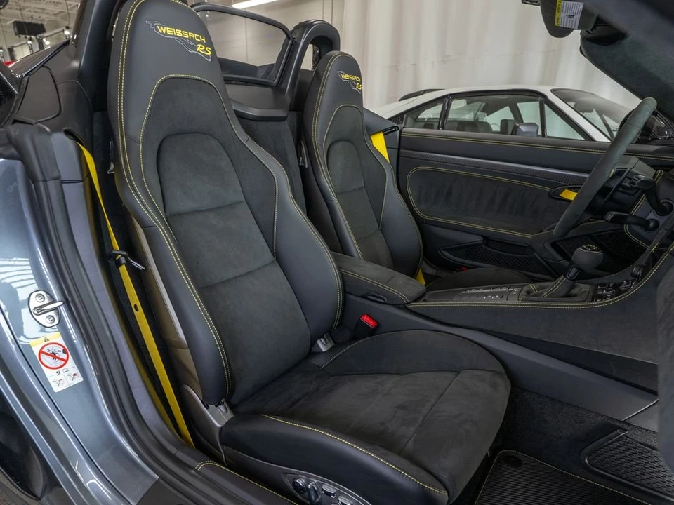 2025 Porsche 718 Boxster Spyder RS - Image 16 of 31