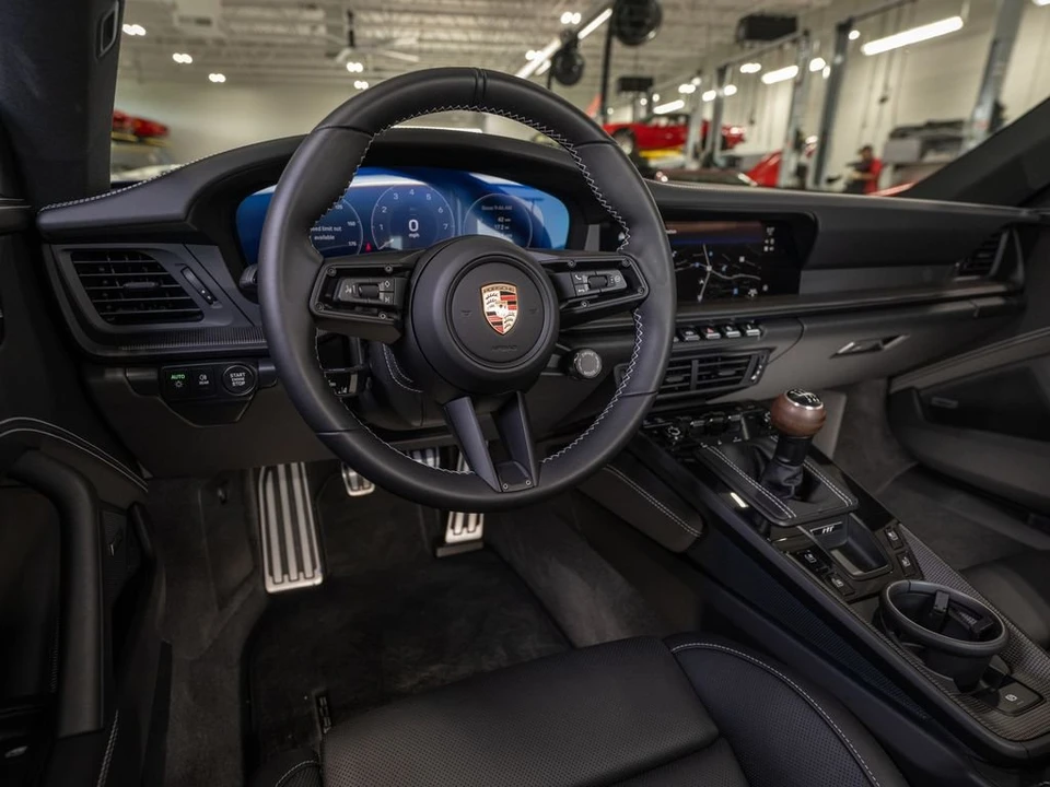 2025 Porsche 992 Carrera - Image 31 of 31