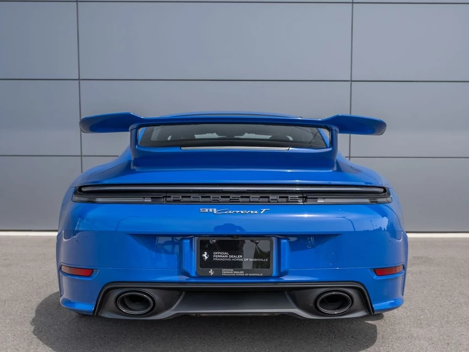 2025 Porsche 992 Carrera - Image 8 of 31
