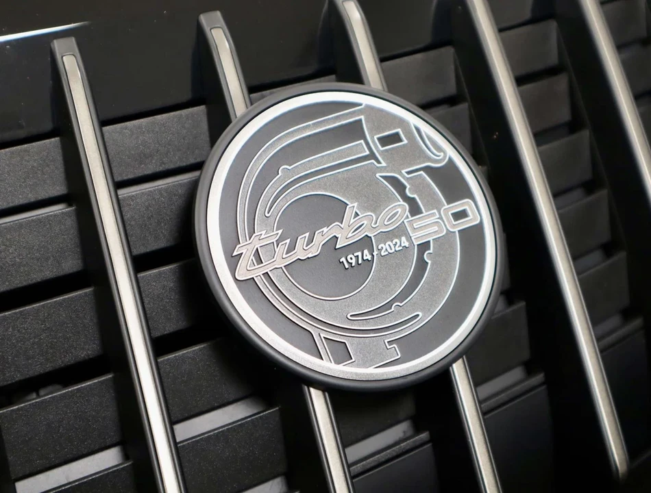 2025 Porsche 992 Turbo - Image 12 of 31