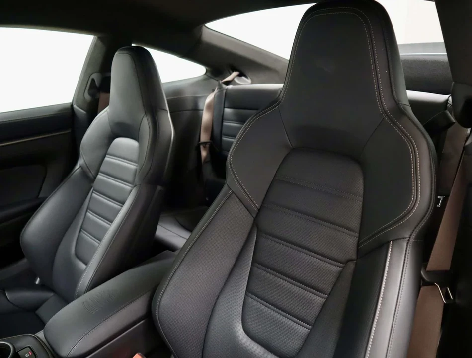 2025 Porsche 992 Turbo - Image 21 of 31