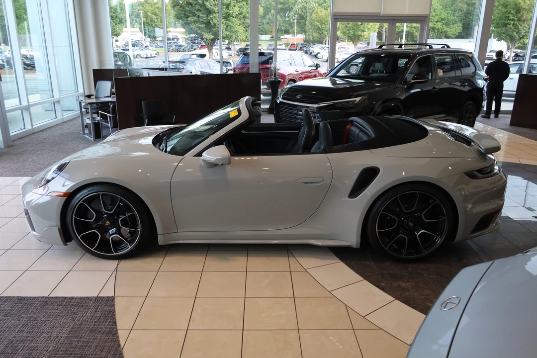 2025 Porsche 992 Turbo S - Image 5 of 31