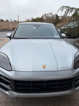 2025 Porsche Cayenne Coupe GTS SUV
