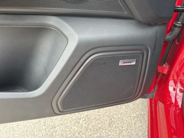 2025 Porsche Macan S - Image 10 of 21