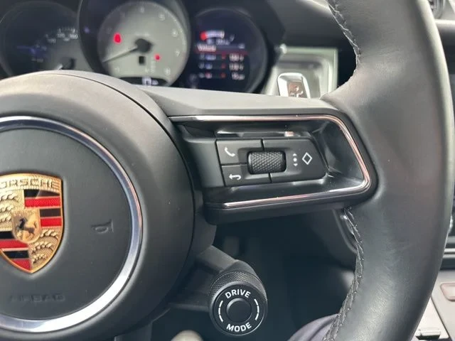 2025 Porsche Macan S - Image 18 of 21