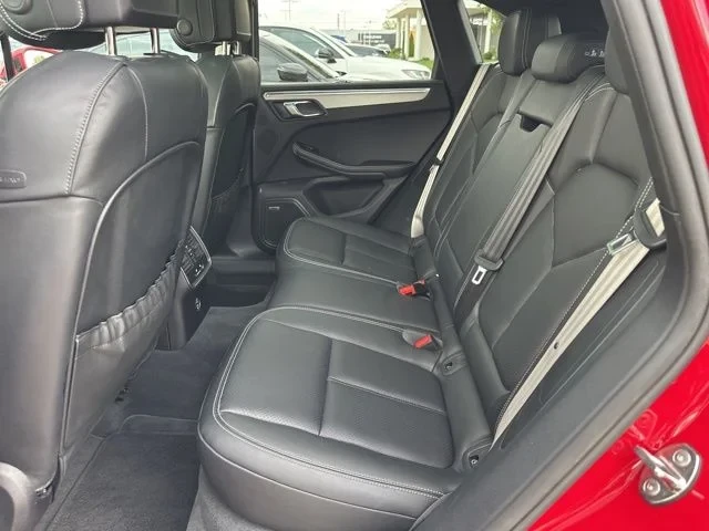 2025 Porsche Macan S - Image 20 of 21