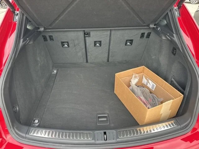 2025 Porsche Macan S - Image 21 of 21