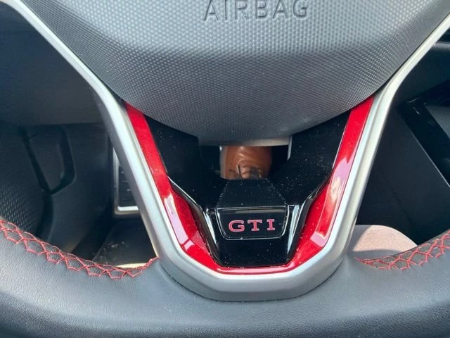 2025 Volkswagen GTI Mk8 - Image 19 of 24