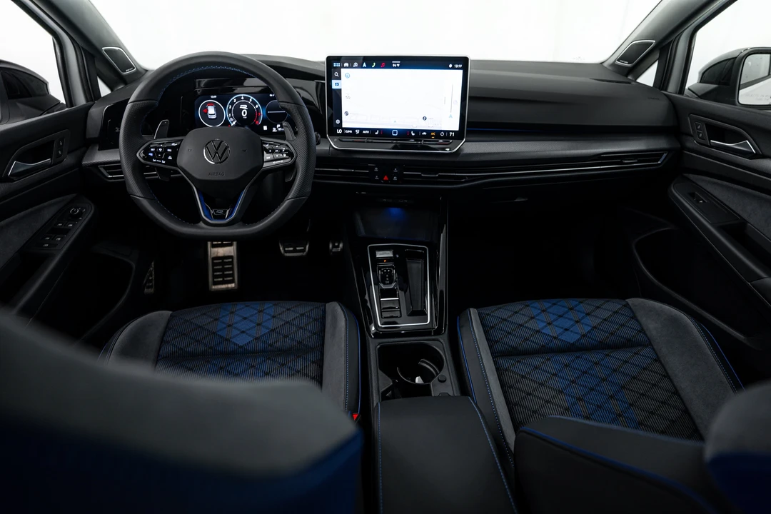 2025 Volkswagen Golf R Mk8 - Image 8 of 26