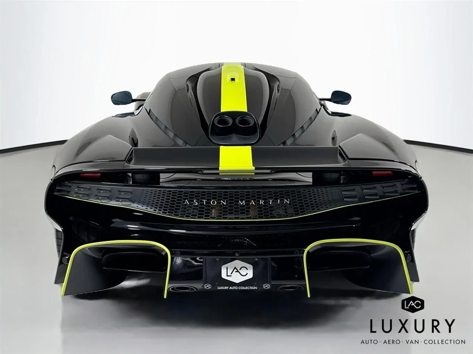 2026 Aston Martin Valhalla - Image 7 of 31