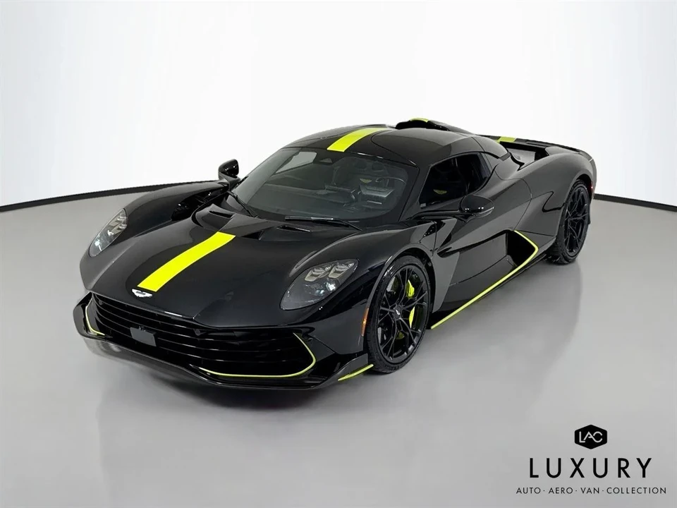 2026 Aston Martin Valhalla - Image 4 of 31